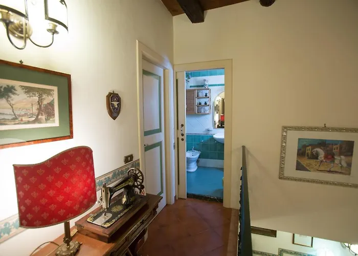 Bed and Breakfast La Via Dei Presepi Nápoles